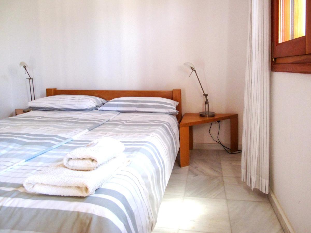 Elegant Apartment In Agios Ilias With Sea View Myrtéa Exterior foto